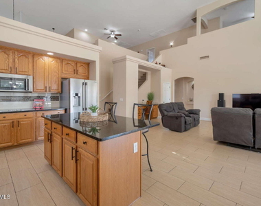 21987 N Balboa Drive - Photo Thumbnail 17