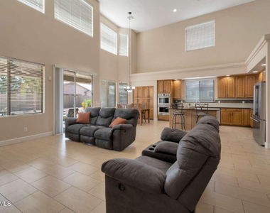 21987 N Balboa Drive - Photo Thumbnail 15