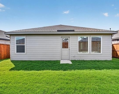 2509 Guineas Lane - Photo Thumbnail 14