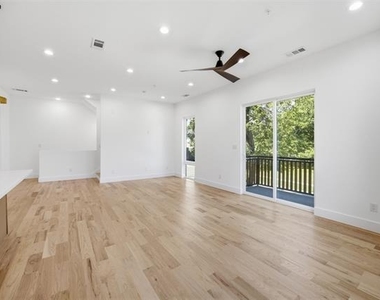 4605 Belmont Avenue - Photo Thumbnail 18