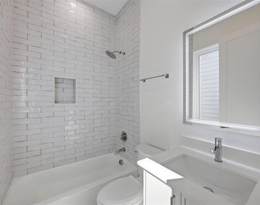 4605 Belmont Avenue - Photo Thumbnail 32