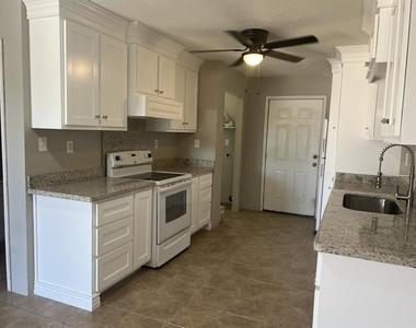 3272 Tesoro Loop - Photo Thumbnail 1