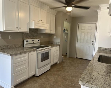 3272 Tesoro Loop - Photo Thumbnail 2