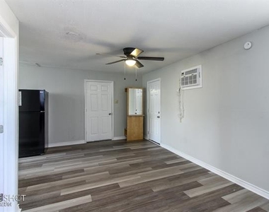 4735 Potomac Avenue - Photo Thumbnail 9