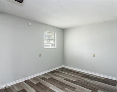 4735 Potomac Avenue - Photo Thumbnail 10