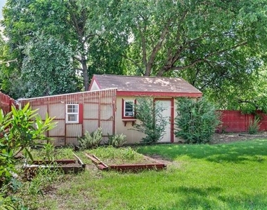 1017 Meadowlark Lane - Photo Thumbnail 27