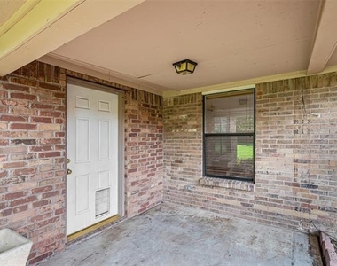 1017 Meadowlark Lane - Photo Thumbnail 26