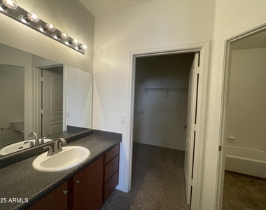 1941 S Pierpont Drive - Photo Thumbnail 10