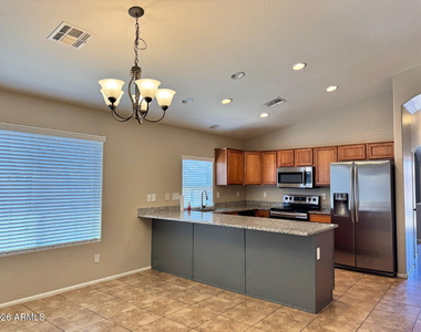 44879 W Desert Garden Road - Photo Thumbnail 6