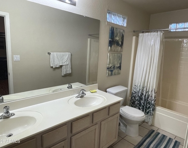 5665 W Galveston Street - Photo Thumbnail 14