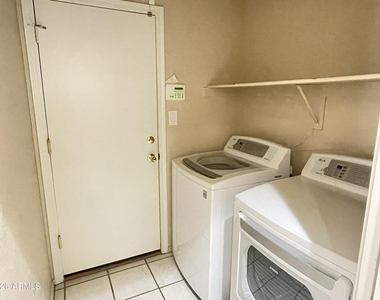 5665 W Galveston Street - Photo Thumbnail 8