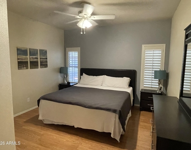 5665 W Galveston Street - Photo Thumbnail 13