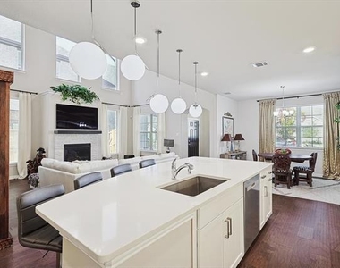 1276 Western Yarrow Avenue - Photo Thumbnail 7