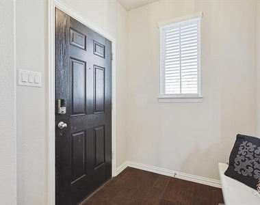 1276 Western Yarrow Avenue - Photo Thumbnail 3