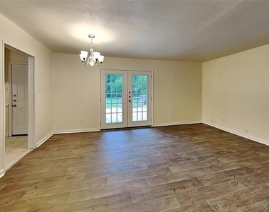 7207 Arborcrest Drive - Photo Thumbnail 2