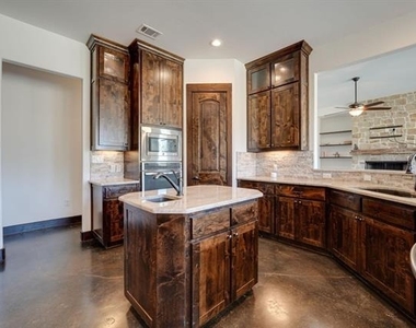 11445 Foutch Road - Photo Thumbnail 10