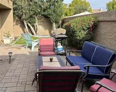 7908 E Solano Drive - Photo Thumbnail 16