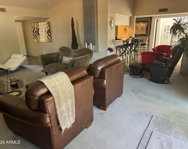 7908 E Solano Drive - Photo Thumbnail 9
