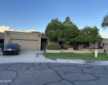 7908 E Solano Drive - Photo Thumbnail 13