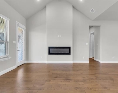 6657 Barnes Drive - Photo Thumbnail 13
