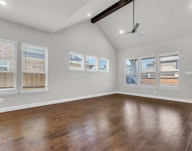 6657 Barnes Drive - Photo Thumbnail 14