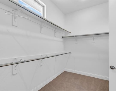 6657 Barnes Drive - Photo Thumbnail 28