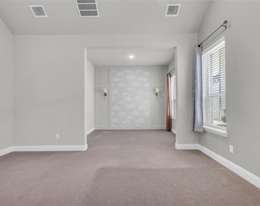 6657 Barnes Drive - Photo Thumbnail 21