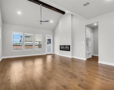 6657 Barnes Drive - Photo Thumbnail 12