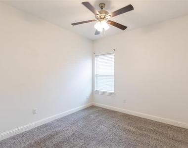 273 Martis Way - Photo Thumbnail 11