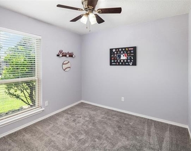 1533 Springaire Lane - Photo Thumbnail 8