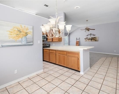 1533 Springaire Lane - Photo Thumbnail 6