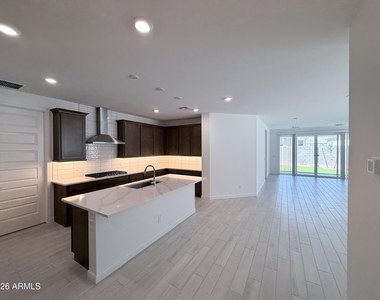 6991 W Pinnacle Vista Drive - Photo Thumbnail 5