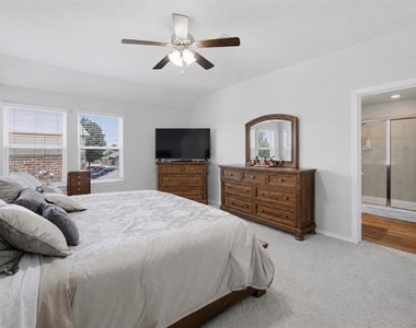 420 Milverton Drive - Photo Thumbnail 15