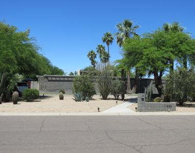 11440 N 65th Street - Photo Thumbnail 15