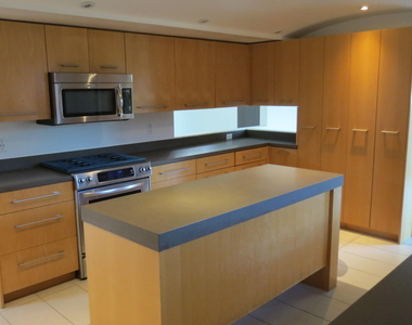 11440 N 65th Street - Photo Thumbnail 19