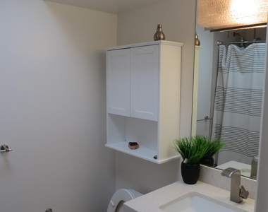 11440 N 65th Street - Photo Thumbnail 39