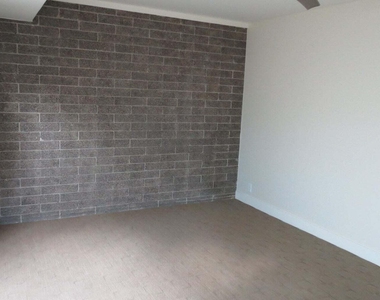 11440 N 65th Street - Photo Thumbnail 47