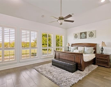4550 Honeyvine Lane - Photo Thumbnail 19