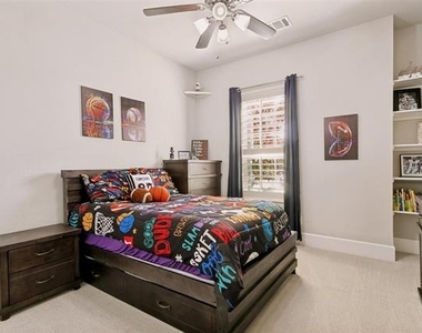 4550 Honeyvine Lane - Photo Thumbnail 24