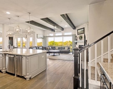 4550 Honeyvine Lane - Photo Thumbnail 13
