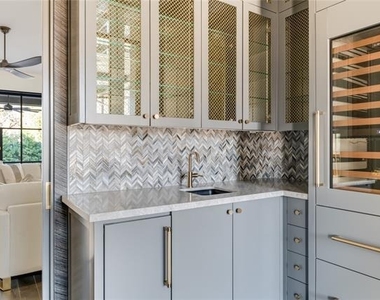 3220 Colgate Avenue - Photo Thumbnail 7