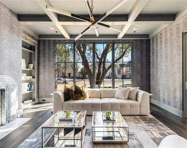 3220 Colgate Avenue - Photo Thumbnail 6