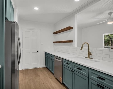 1403 Harpole Road E - Photo Thumbnail 11
