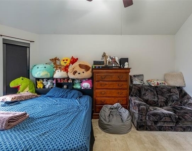 2324 Crestridge Drive - Photo Thumbnail 18