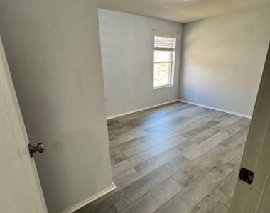 12616 Skeeter Drive - Photo Thumbnail 15