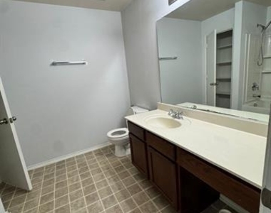 12616 Skeeter Drive - Photo Thumbnail 6