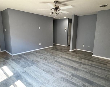 12616 Skeeter Drive - Photo Thumbnail 16