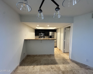 3235 E Camelback Road - Photo Thumbnail 10