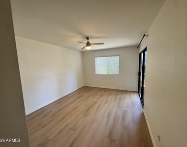 3235 E Camelback Road - Photo Thumbnail 4