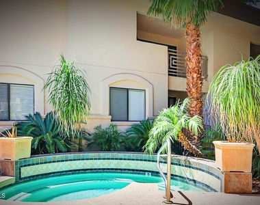 3235 E Camelback Road - Photo Thumbnail 13